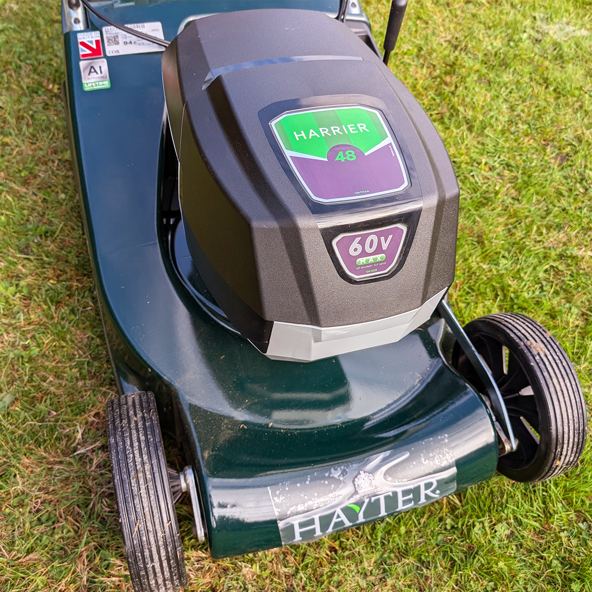 Hayter Harrier CODE477A 48 60v Green Series Battery lawn mower kit Includes Battery & Charger (New Ex-Display) - Image 5