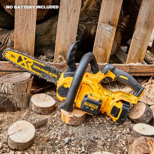 DEWALT DCM565N-XJ 18V XR Brushless 30cm Chainsaw - Image 5
