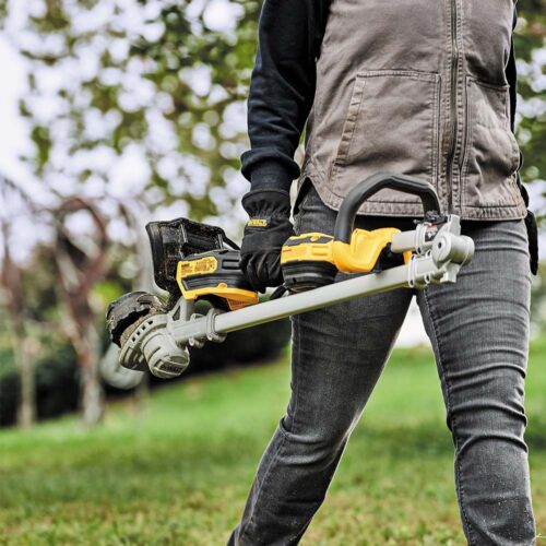 DEWALT DCMST561P1-GB 18V XR Brushless String Trimmer with 1 x 5Ah Battery and Charger - Image 5