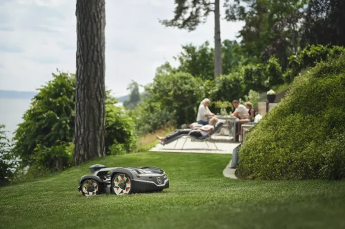 Husqvarna AM435X AWD NERA Automower - up to 3500m² - New for 2025 - Image 6