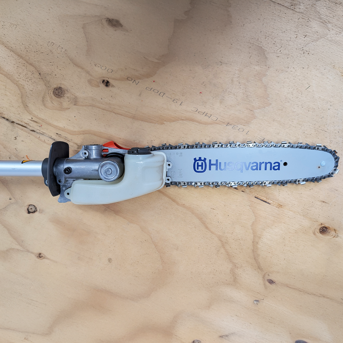 Husqvarna Pole Saw PA1100 (New Ex-Display) - Image 2