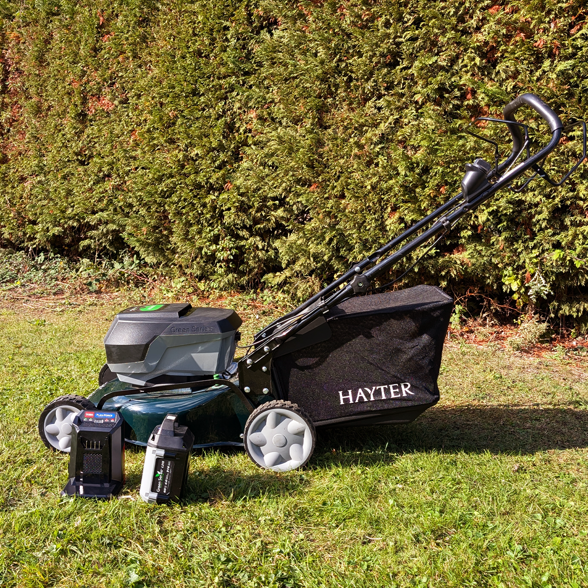 Hayter Osprey 46 AD Battery Lawn Mower Includes 6AH battery and charger. (New / Ex-Display)